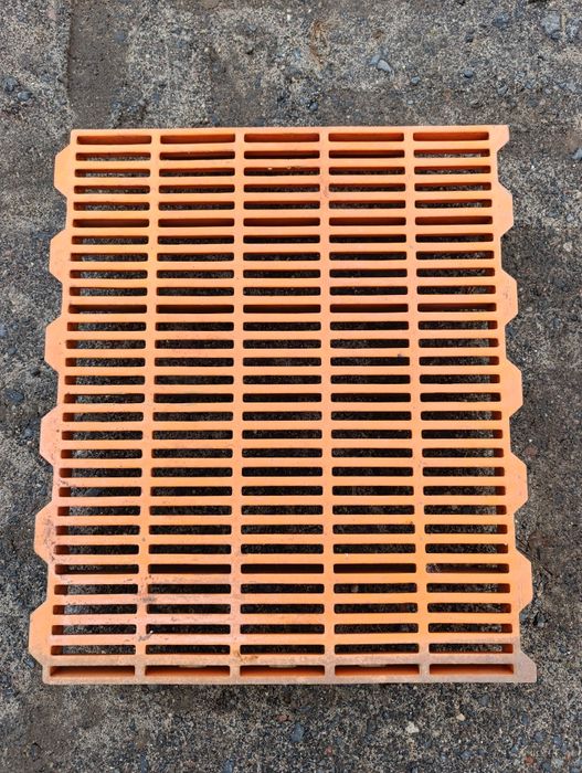 Ruszta plastikowe warchlakowe 50x60.