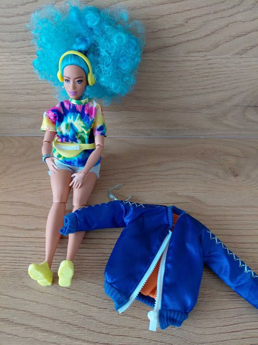 Lalka Barbie Exstra moda