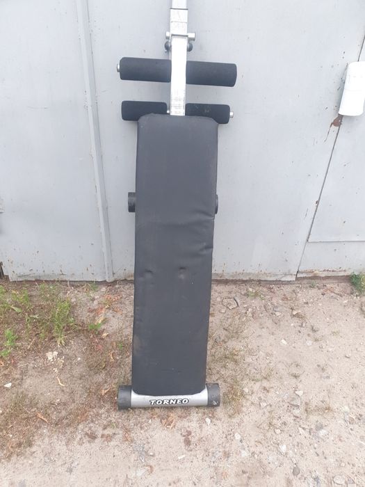 Продам лавка для пресса.Torneo.Дуже зручна у використанні.