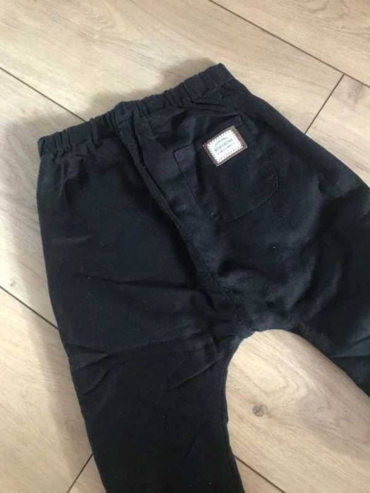 Czarne spodnie Zara 92