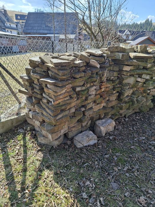 Kamien naturalny
