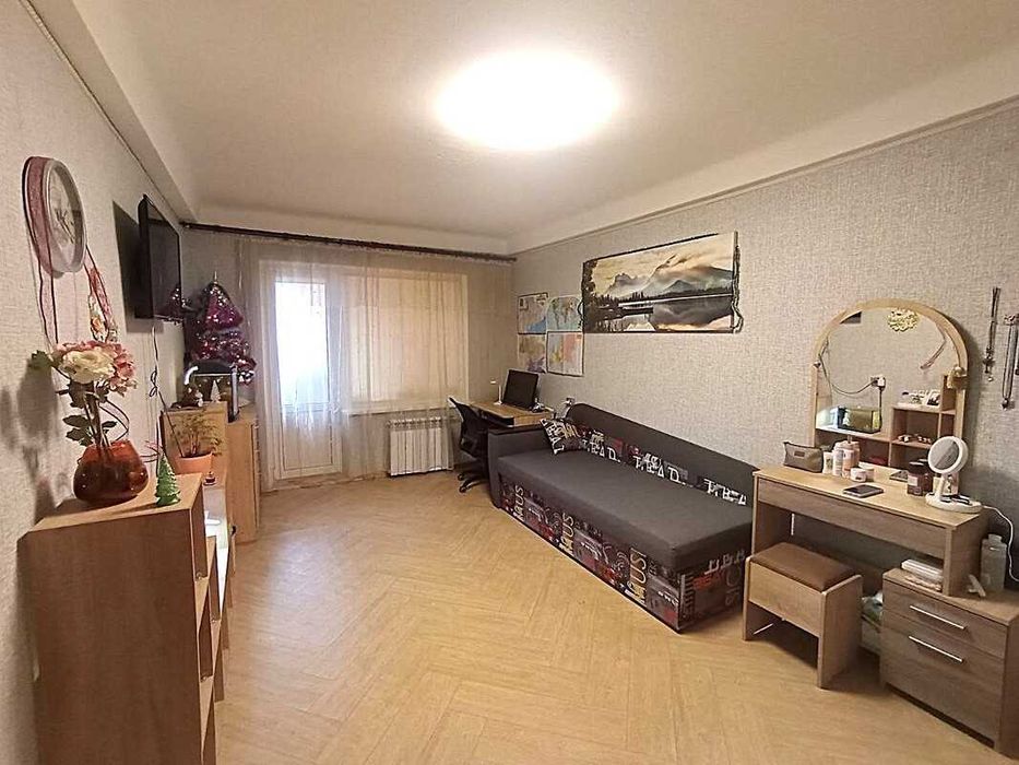 Продаж 2-кімнатної квартири роздільного планування, Шевченківський район