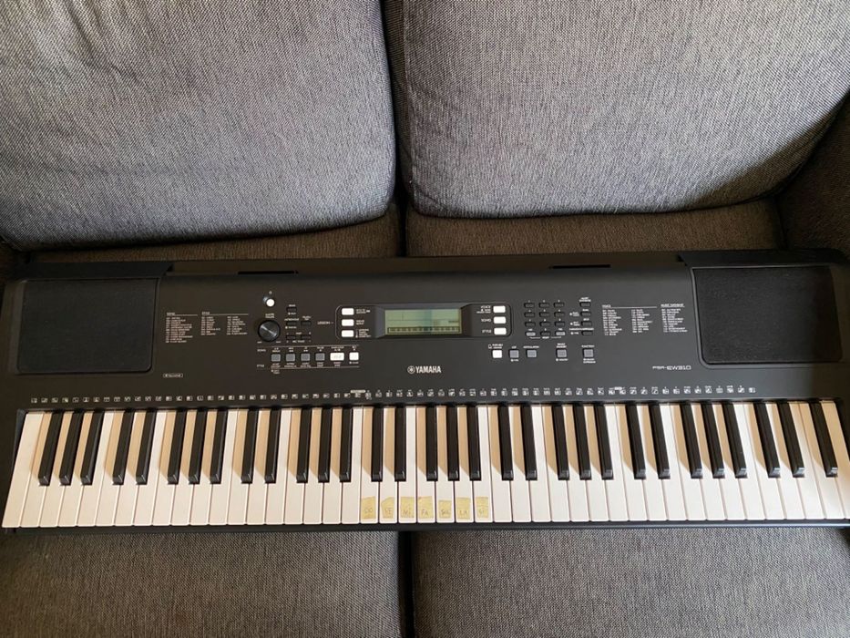 Teclado yamaha COMO NOVO