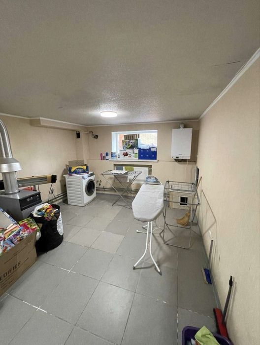 Аренда  3 - этажного дома с ремонтом ,в мрн .Артема ( пос.Мирный)