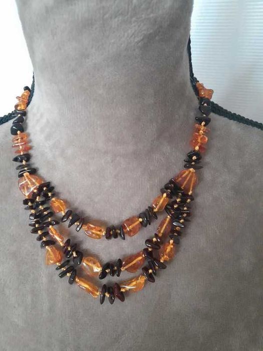 Naszyjnik bursztynowy