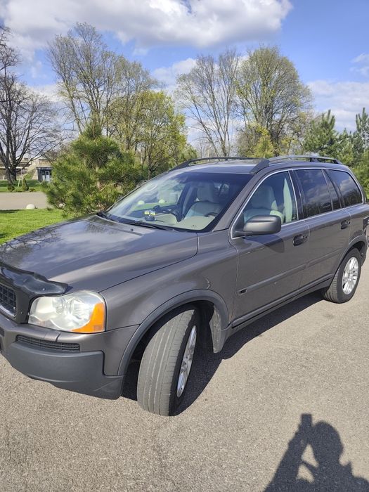 Продам Volvo XC90