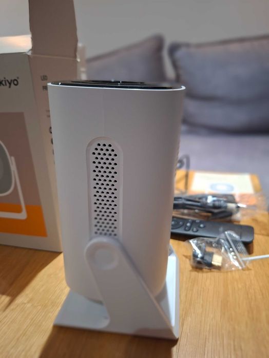 AKIYO O1 – Projektor LED Full HD 1080p | 200 ANSI | Bluetooth