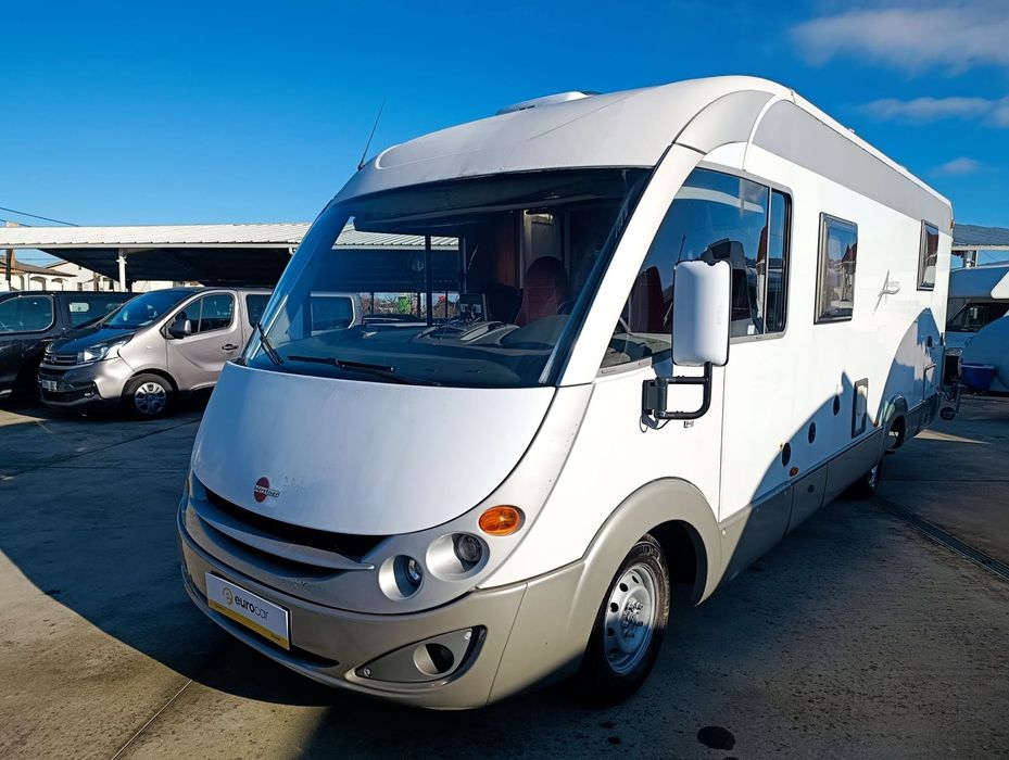 Burstner Aviano i725 - Autocaravana c/Cama Central