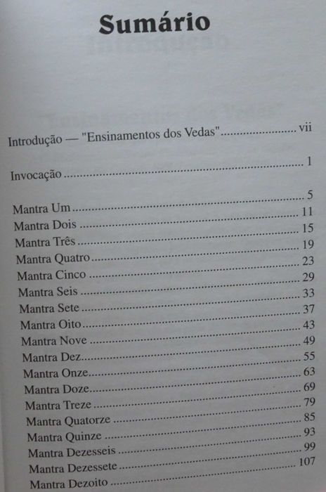 Sri Isopanisad (O Conhecimento Que Nos Aproxima de Deus)