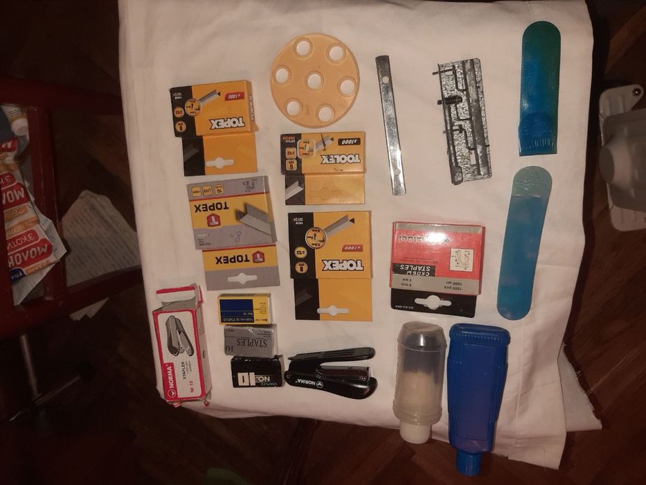 Набор школьной канцелярии