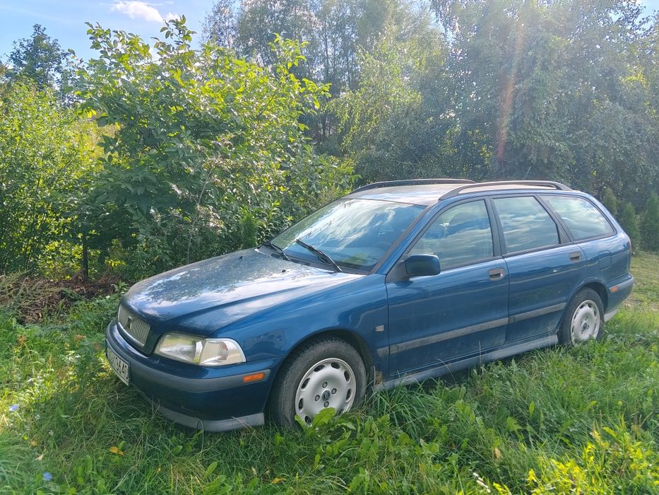 Volvo V40