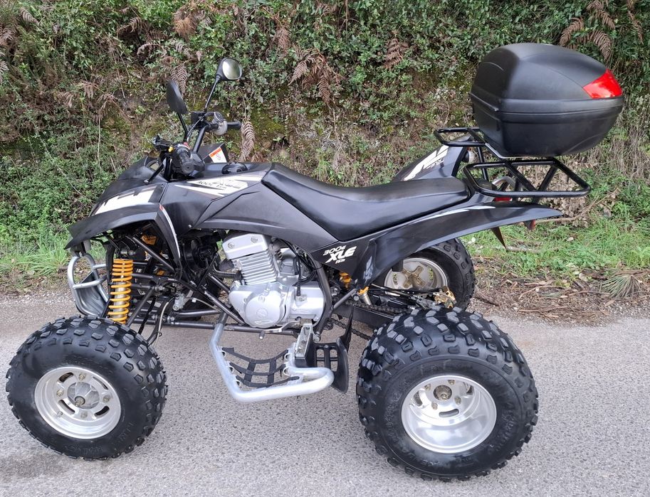 Moto 4 SMC  300 E XLE   2 pessoas