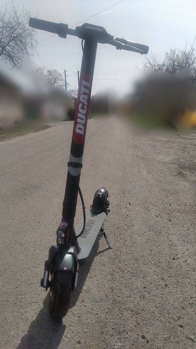 Ducati Pro II електросамокат