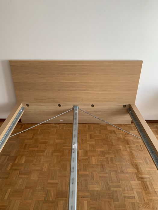Cama de casal 160cm