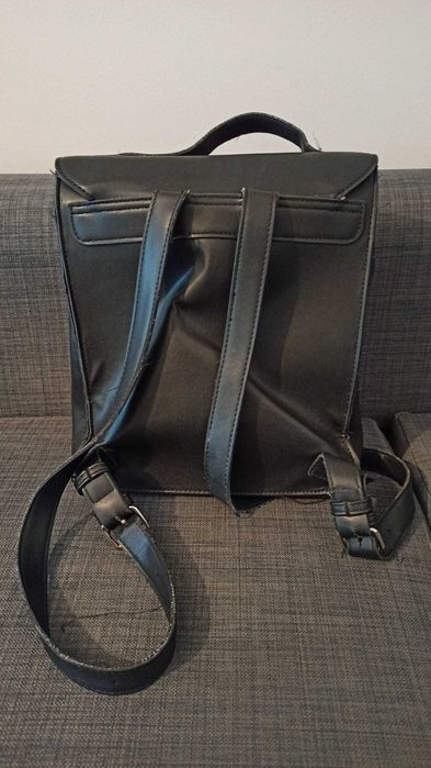 Czarny plecak Reserved