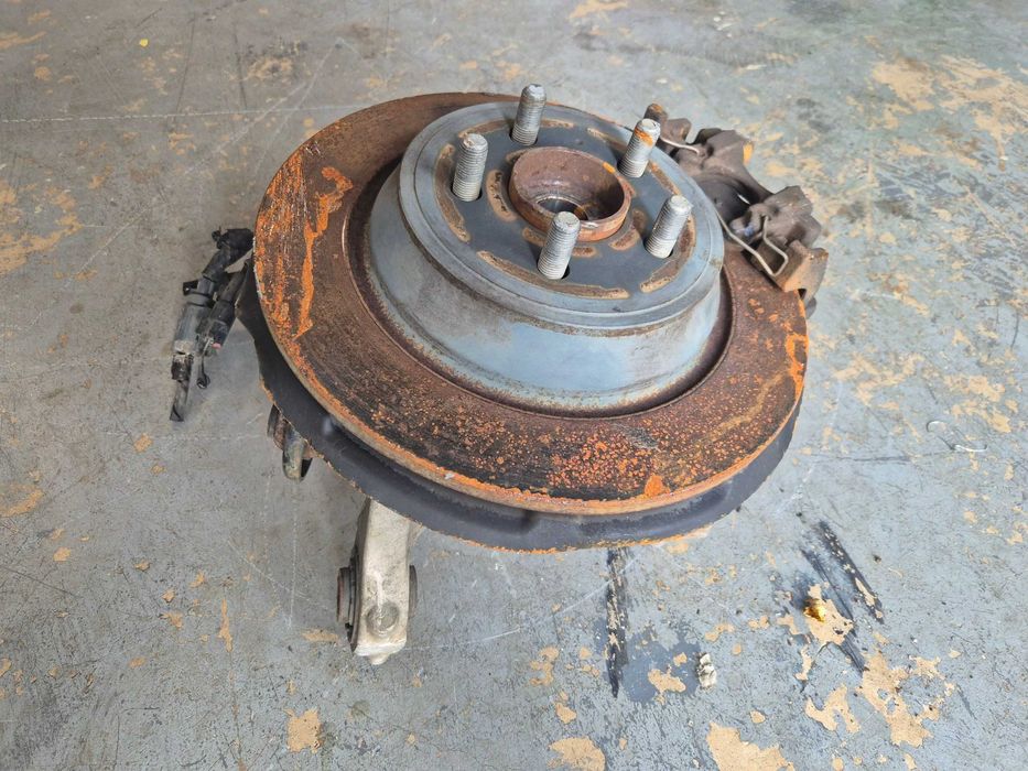 Ford Edge 2015 - 2018 Zwrotnica lewa tył