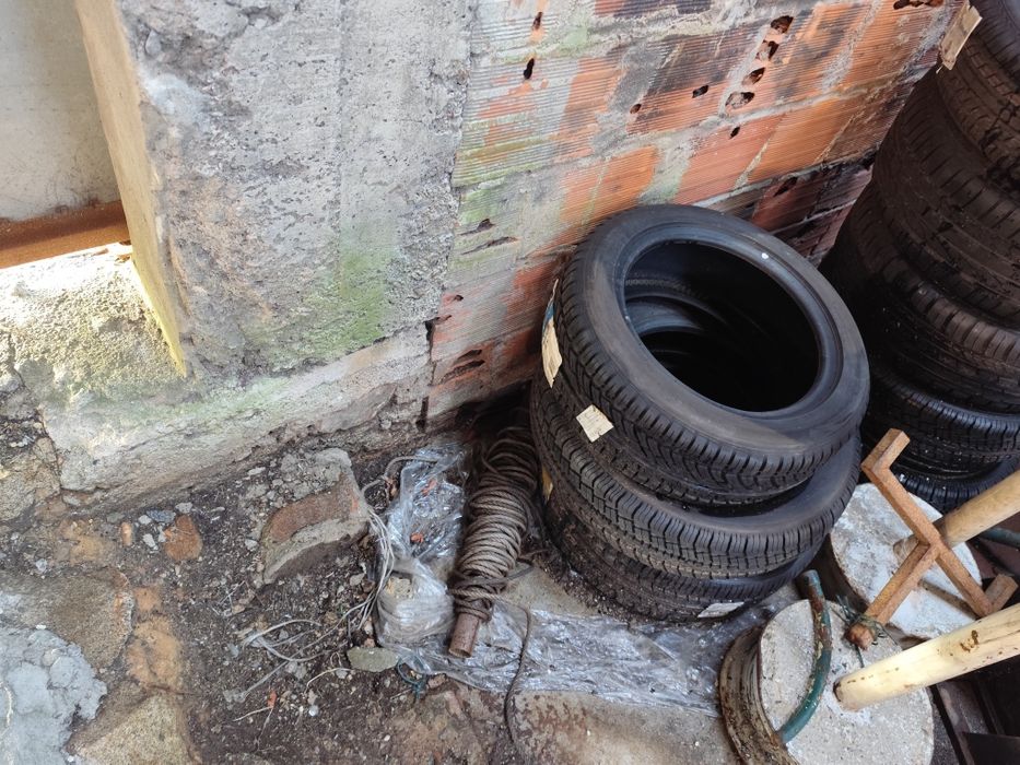 Pneus Diversos Usados