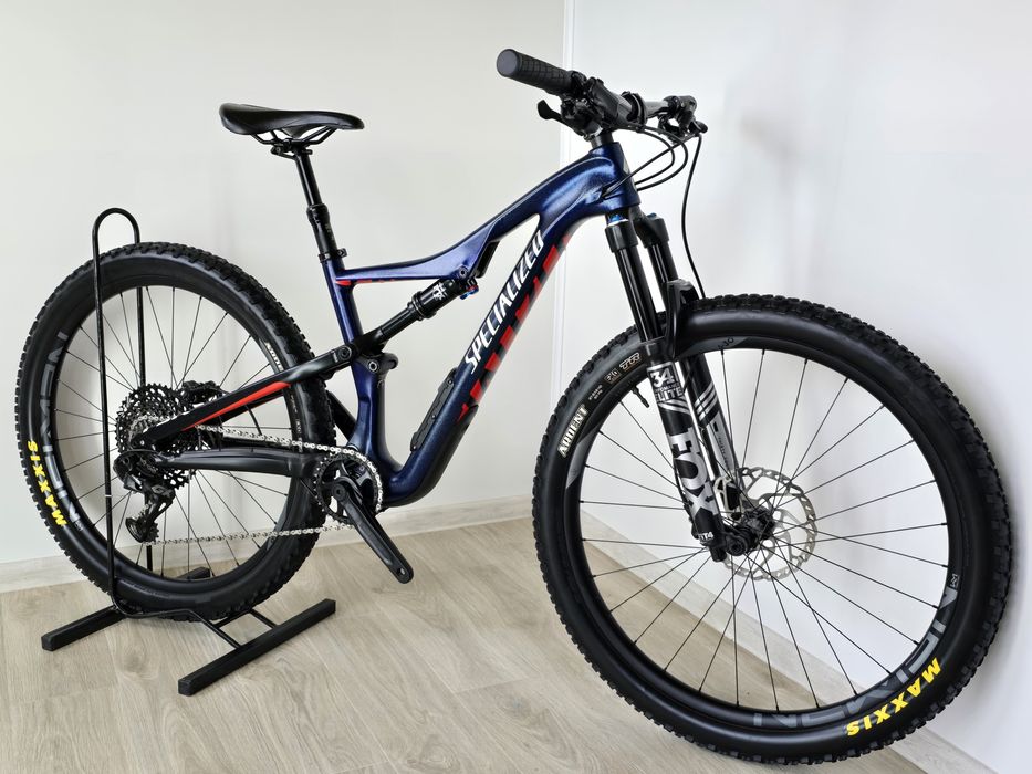 Карбоновий трейл двухпідвіс Specialized Camber FSR