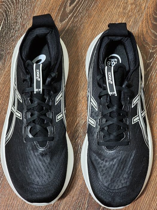 Оригінал 100% чоловічі кросівки asics nimbus 27   eur 44.5