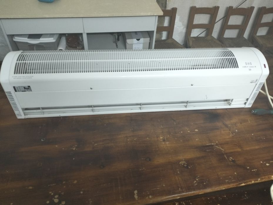 Cortina Ar Estabelecimento COR F1000-N