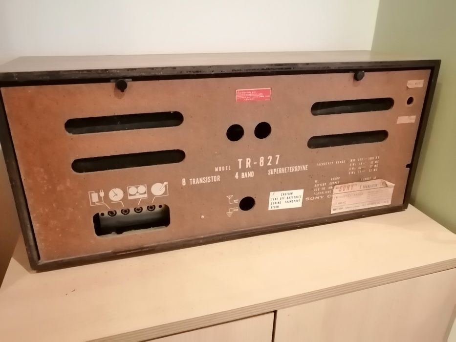 Rádio Sony TR-827 Transistor (c/avaria)