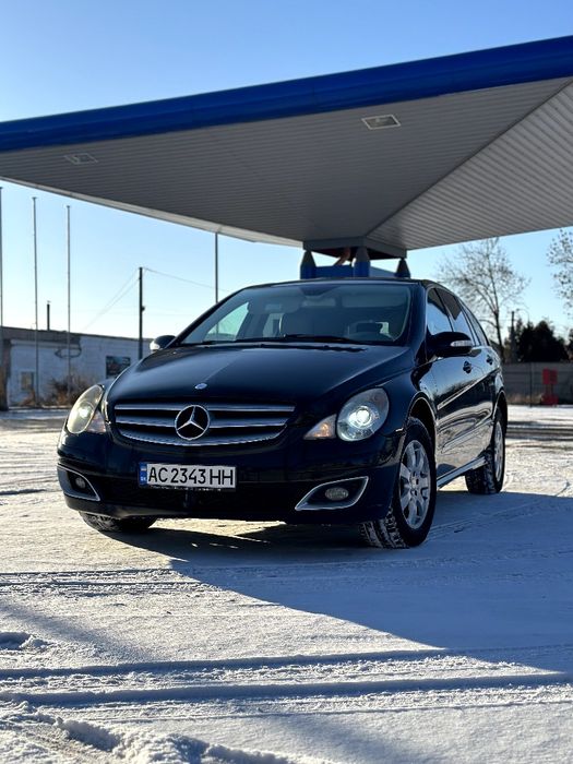 Продам автомобіль Mercedes-Benz r-class 320cdi  3.0 дизель 
Автомобіль