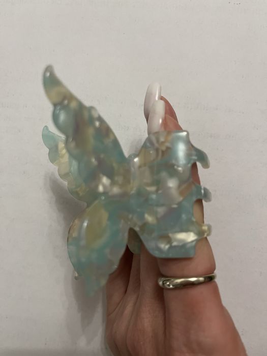 Новая заколка бабочка голубая