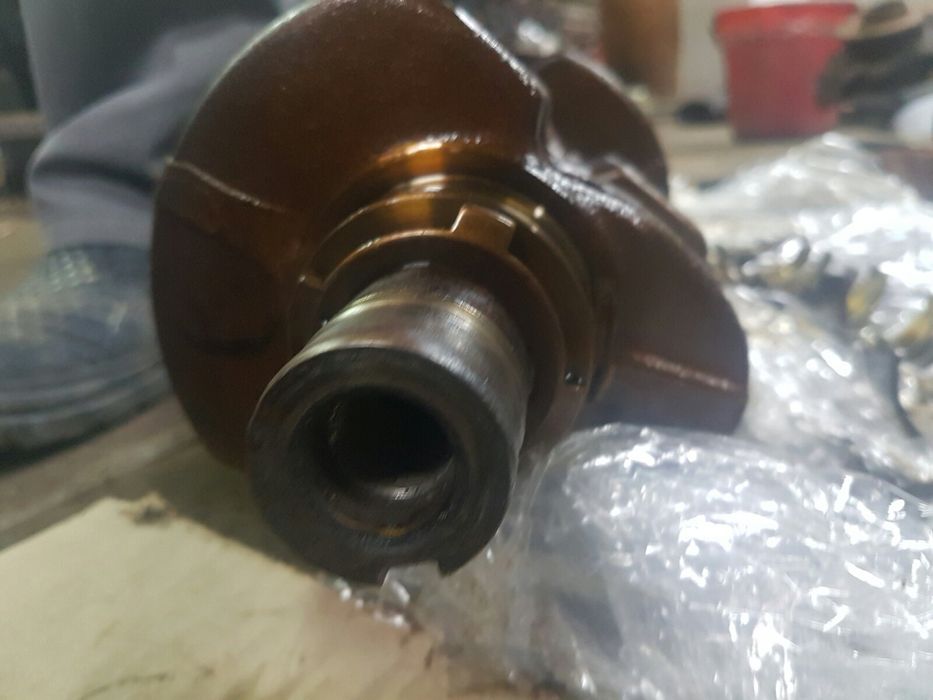 Коленвал шатуны Ауди 100 S4 S6 2.2тAAN,3B