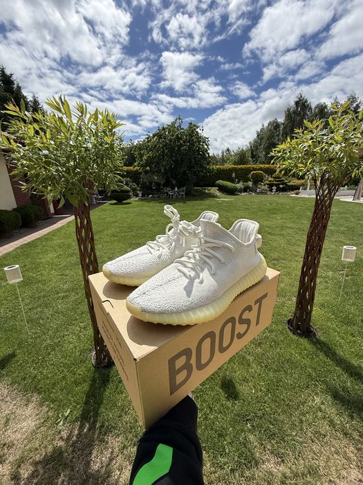 Yeezy 350 v2, White cream, size 42 2/3 z og boxem