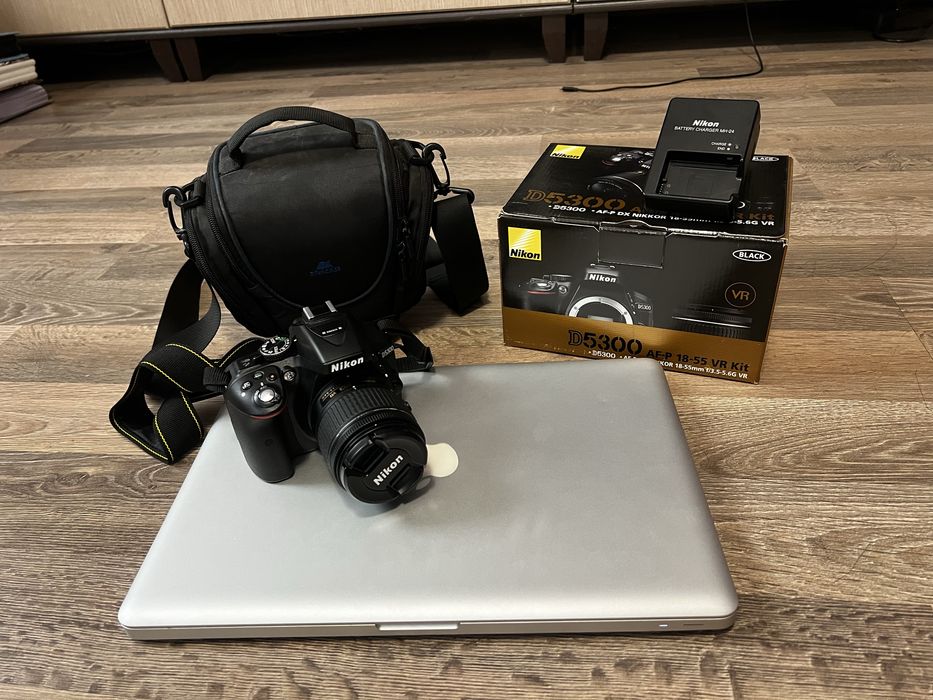 Фотоапарат Nikon D5300 Kit (18-55mm VR)