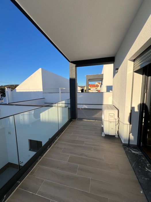 Vivenda T4 em Loures