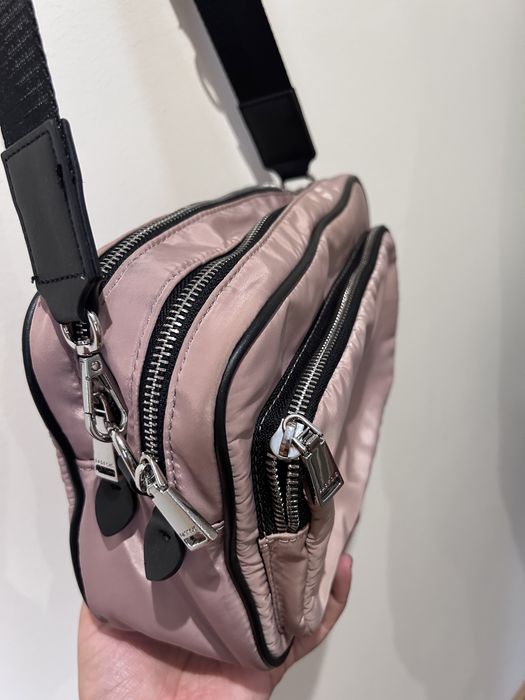 Mala de tiracolo Nylon rosa velho