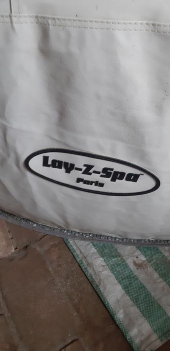 Jacuzzi Lay z Spa