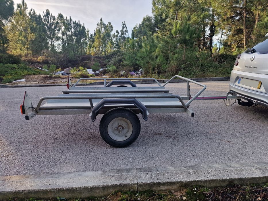 Atrelado Toniauto moto.moto4