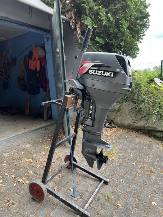 Silnik do łódki motorówki Suzuki 9.9 2T dwusuw + linia paliwowa