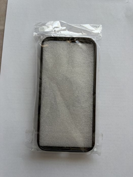 Продам чехол Айфон 13 про мах