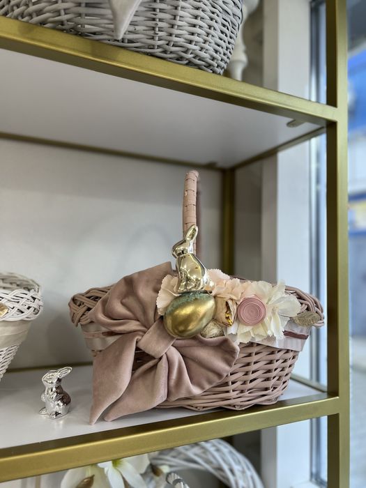 Пасхальний кошик великодня корзина пасхальний рушник