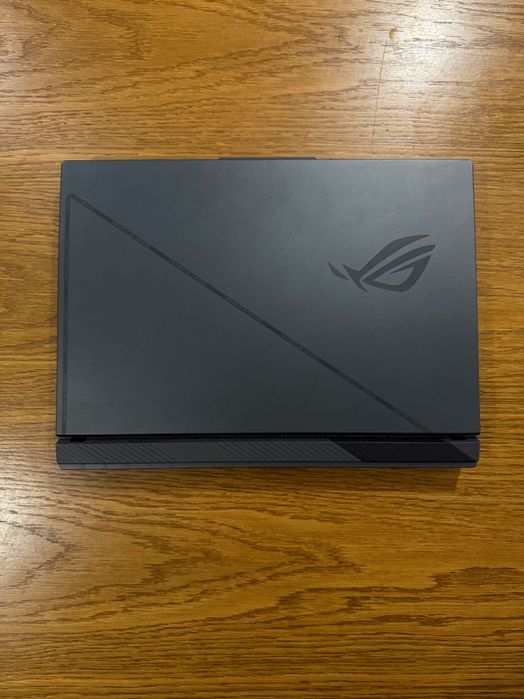 Laptop Asus rog strix G16