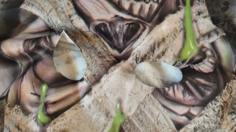 Czapka kominiarka z otworami na oczy