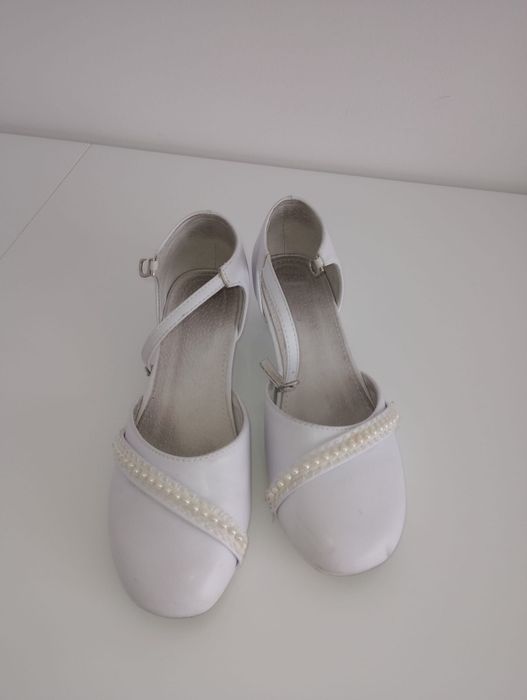 Buty komunijne dla dziewczyny