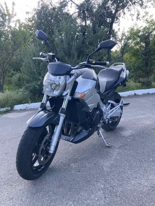 SUZUKI GSR 600 !!!хороший стан