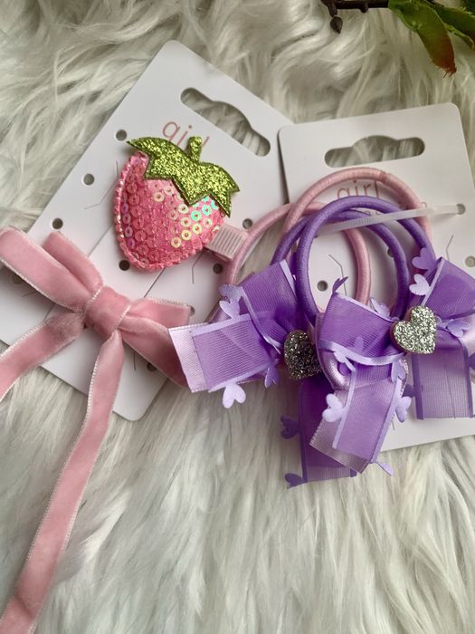 Zestaw spinek i gumek do włosów dla dziewczynki