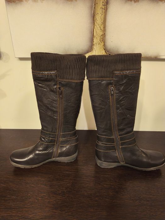 Bota senhora em pele/couro (NOVAS)