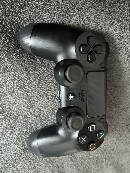 DualShock 4 Controller