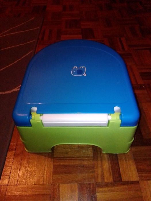 Sanita + degrau para bebé / criança (praticamente nova, quase sem uso)