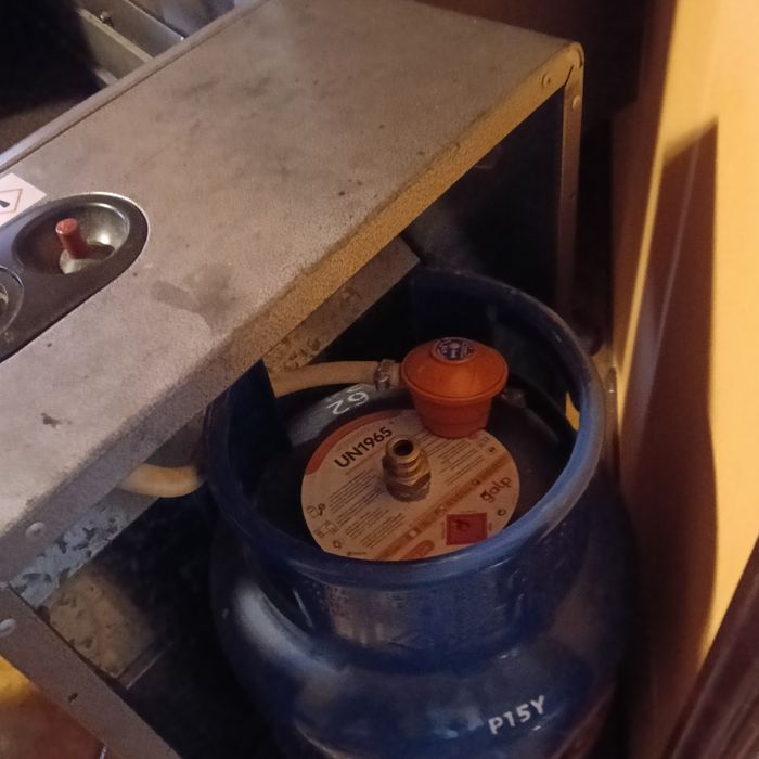 Aquecedor a gás de butija