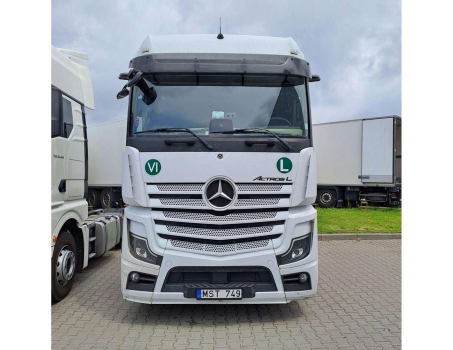 Mercedes-Benz