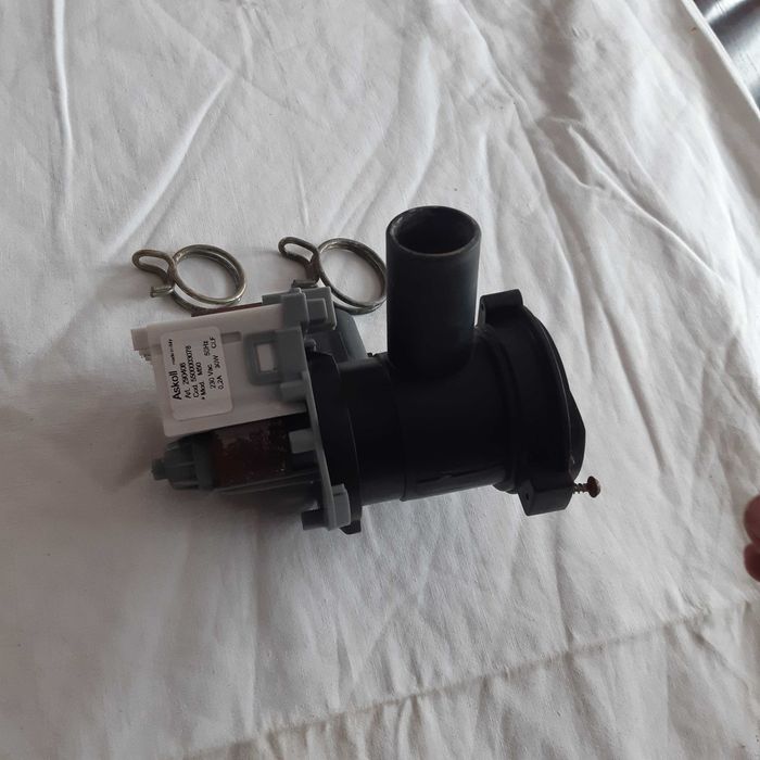 Pompa odpływowa bosch M50