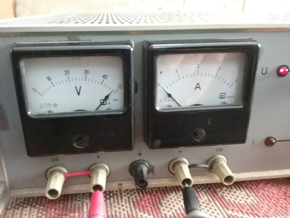 Источник питания регулируемый стабилизированный ТЕС18 (ТЭС18), 50В, 3А