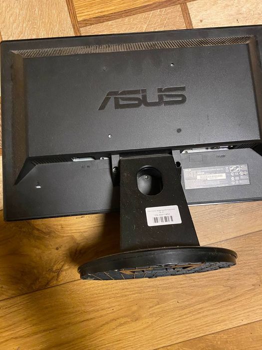 Продам маниторы 700